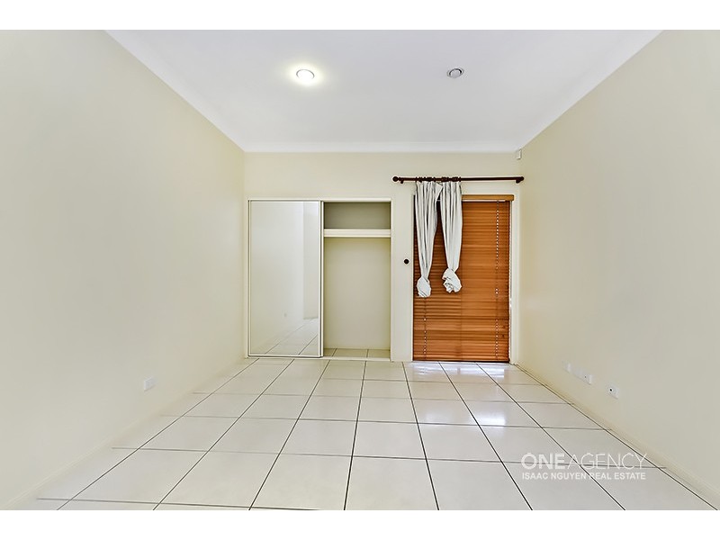 20 Montserrat Place, Forest Lake QLD 4078
