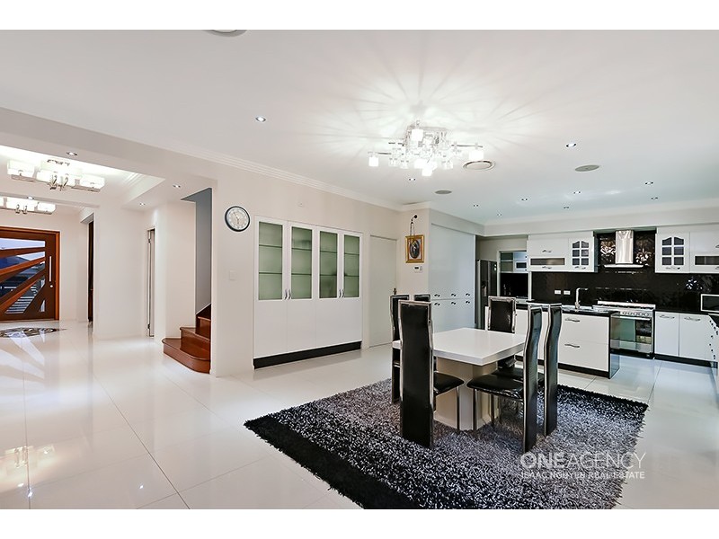 24 Hanley Place, Doolandella QLD 4077