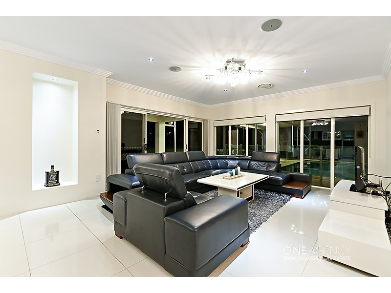 24 Hanley Place, Doolandella QLD 4077