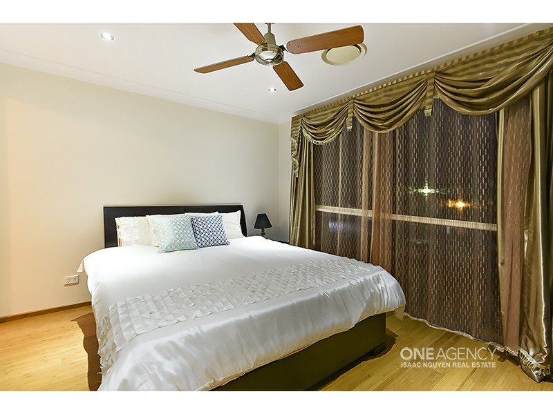 24 Hanley Place, Doolandella QLD 4077