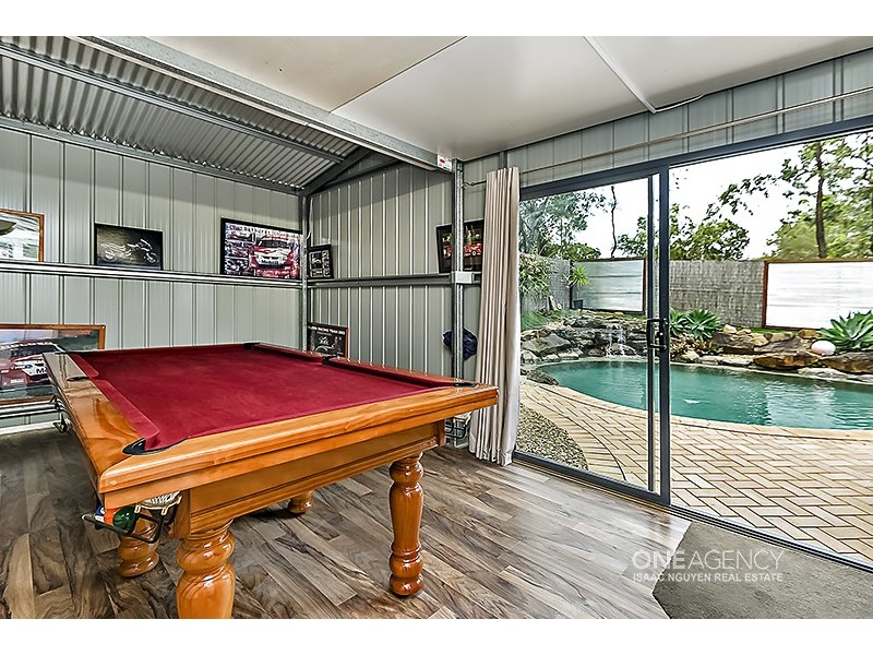 23 Stuart Pl, Forest Lake QLD 4078