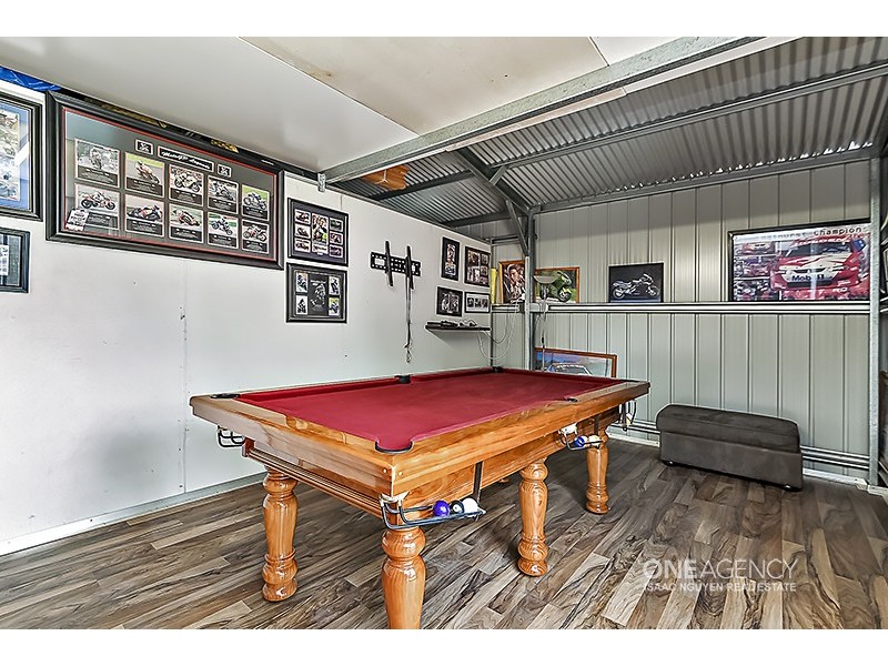 23 Stuart Pl, Forest Lake QLD 4078