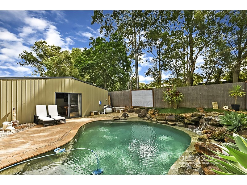 23 Stuart Pl, Forest Lake QLD 4078