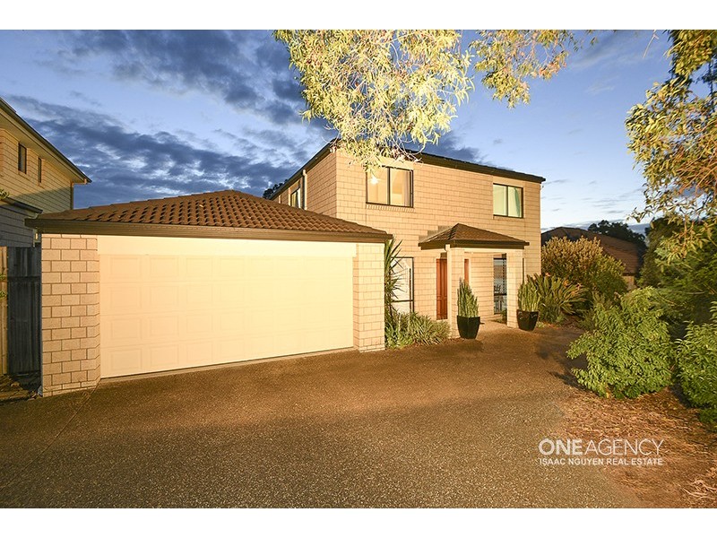 37 Cascade Dr, Forest Lake QLD 4078