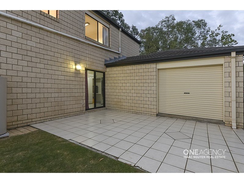 37 Cascade Dr, Forest Lake QLD 4078