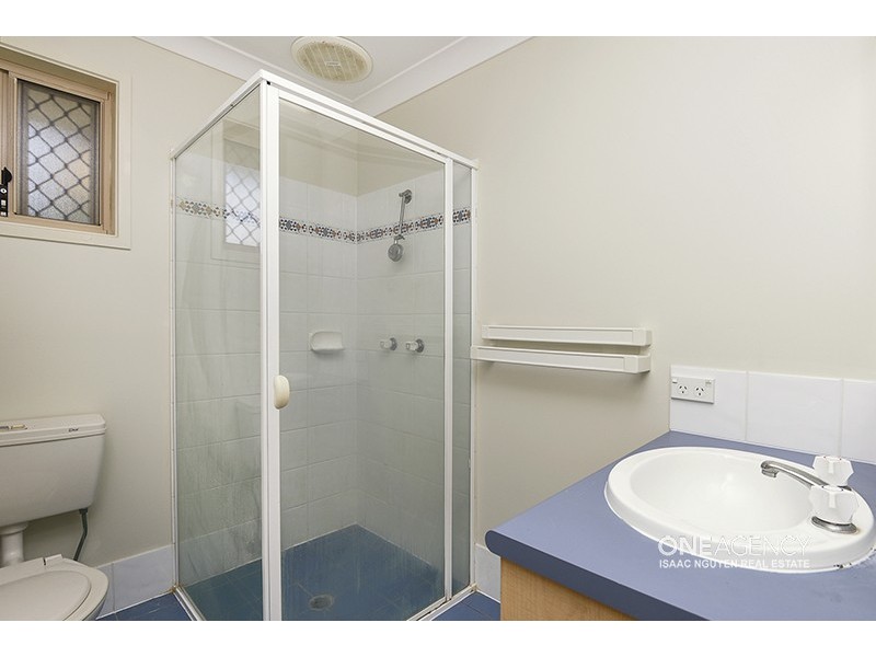 32 Glasgow Blvd, Brassall QLD 4305