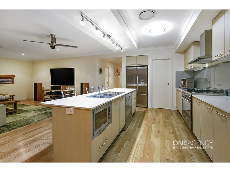 13 Rothburn St, Doolandella QLD 4077