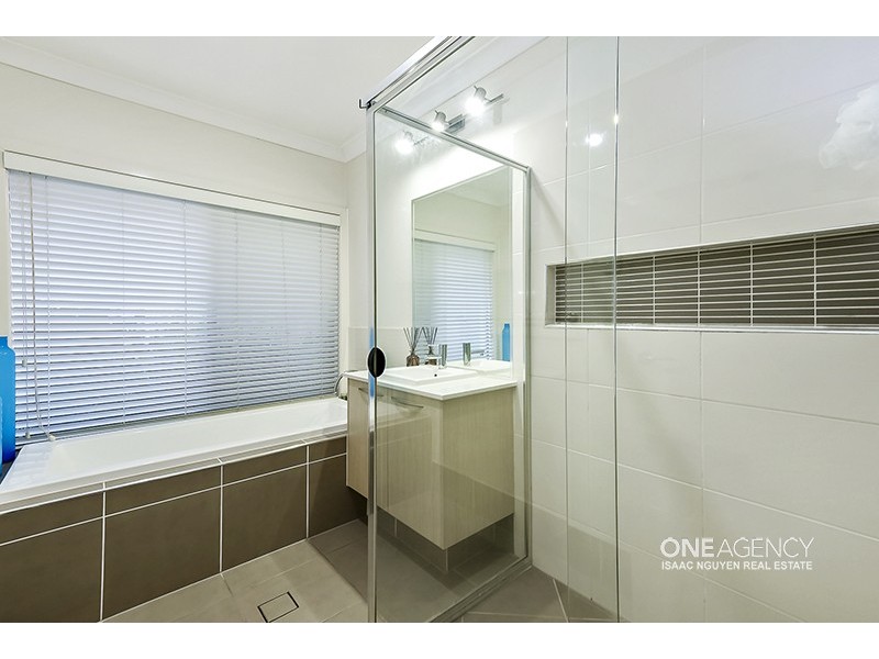 13 Rothburn St, Doolandella QLD 4077