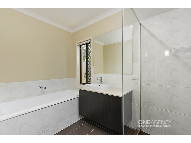 14 Messara Circuit, Durack QLD 4077