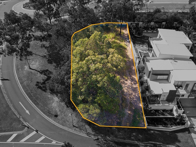 2 Casuarina St, Seventeen Mile Rocks QLD 4073
