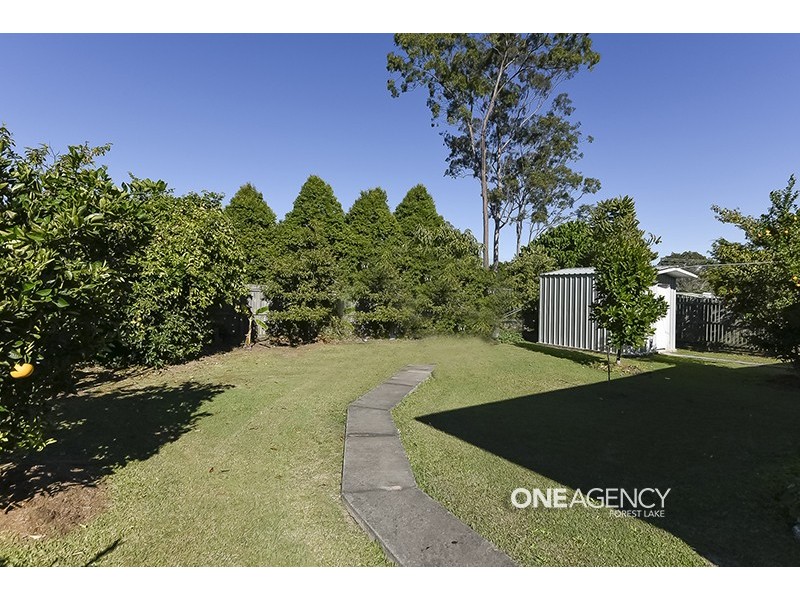 8 Doreen Cres, Ellen Grove QLD 4078
