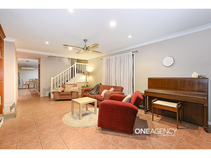 9 Kurrajong St, Durack QLD 4077