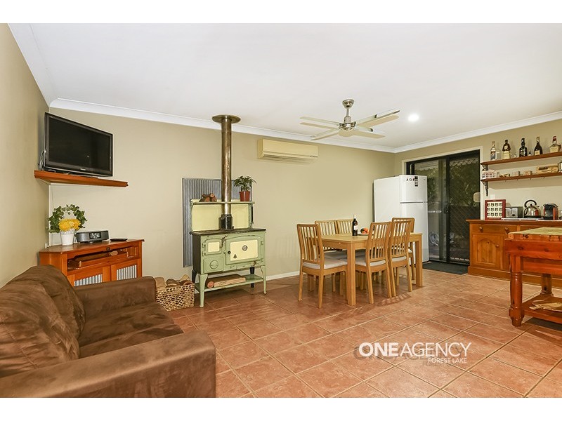 9 Kurrajong St, Durack QLD 4077