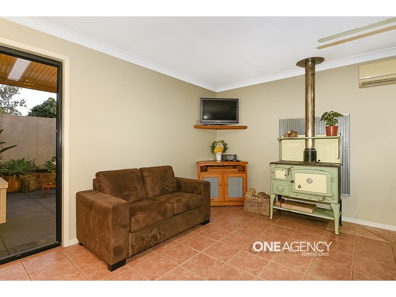 9 Kurrajong St, Durack QLD 4077