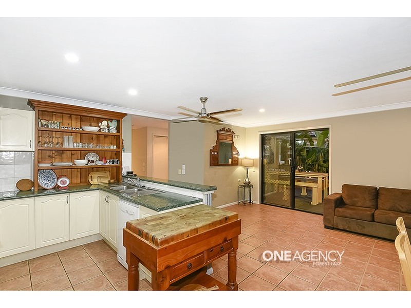 9 Kurrajong St, Durack QLD 4077