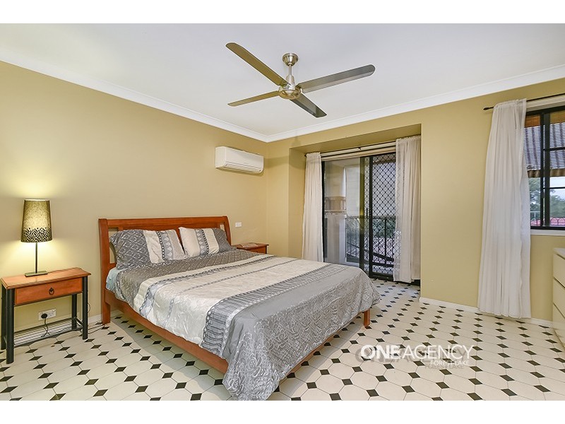 9 Kurrajong St, Durack QLD 4077