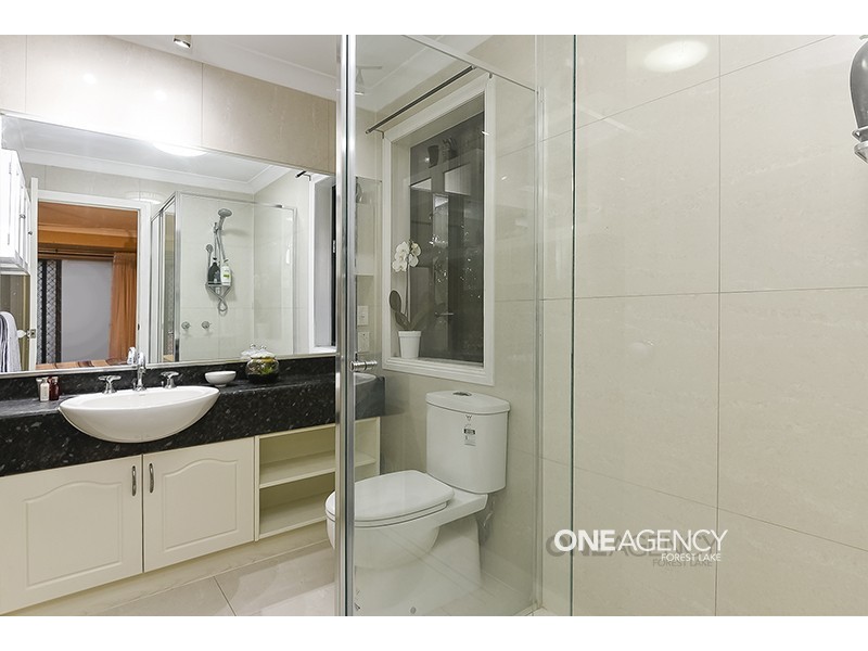 9 Kurrajong St, Durack QLD 4077