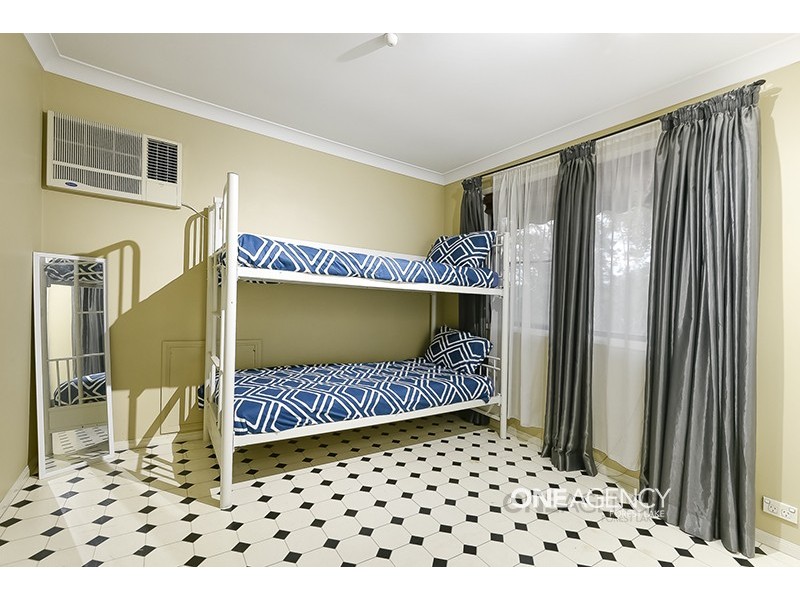 9 Kurrajong St, Durack QLD 4077