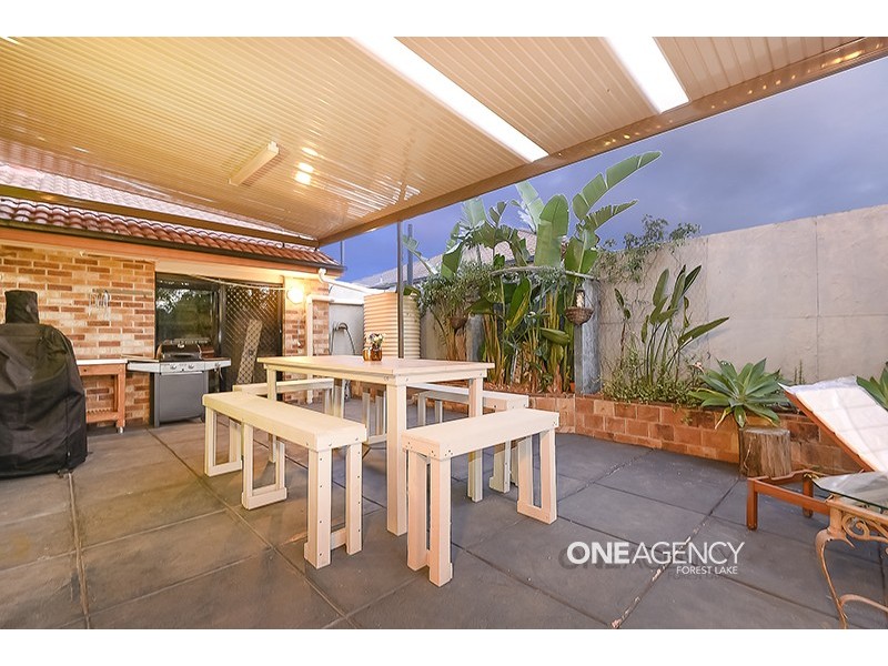 9 Kurrajong St, Durack QLD 4077