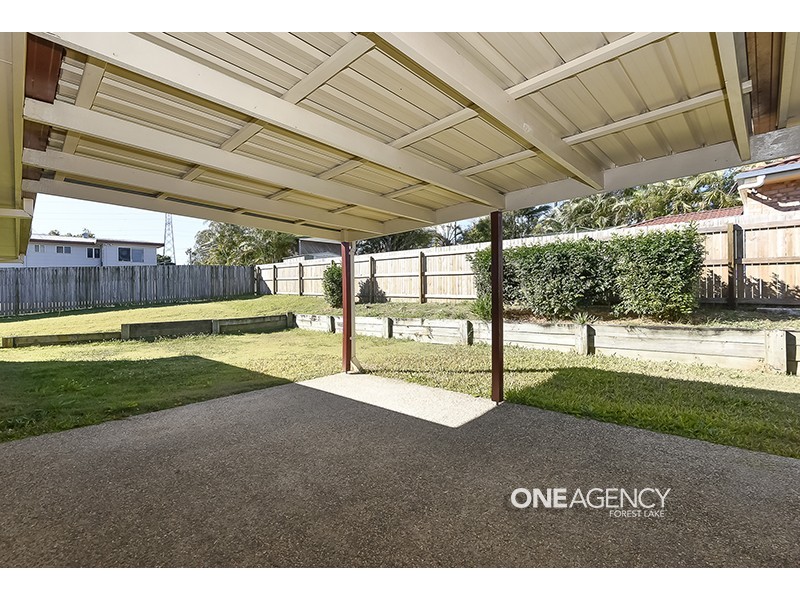 9 McKerrow Crescent, Goodna QLD 4300