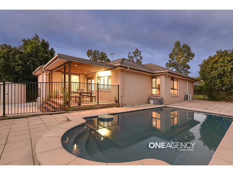 12 Balmoral Place, Forest Lake QLD 4078