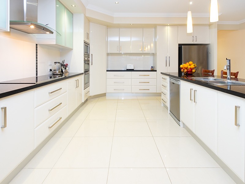 8 William Close, Doolandella QLD 4077