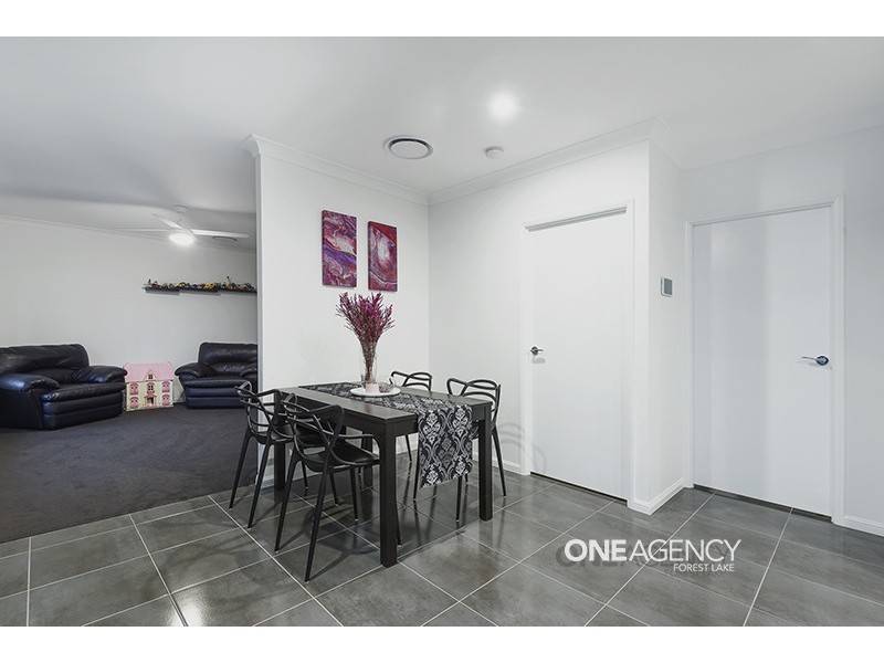 35 Elphinstone St, Doolandella QLD 4077