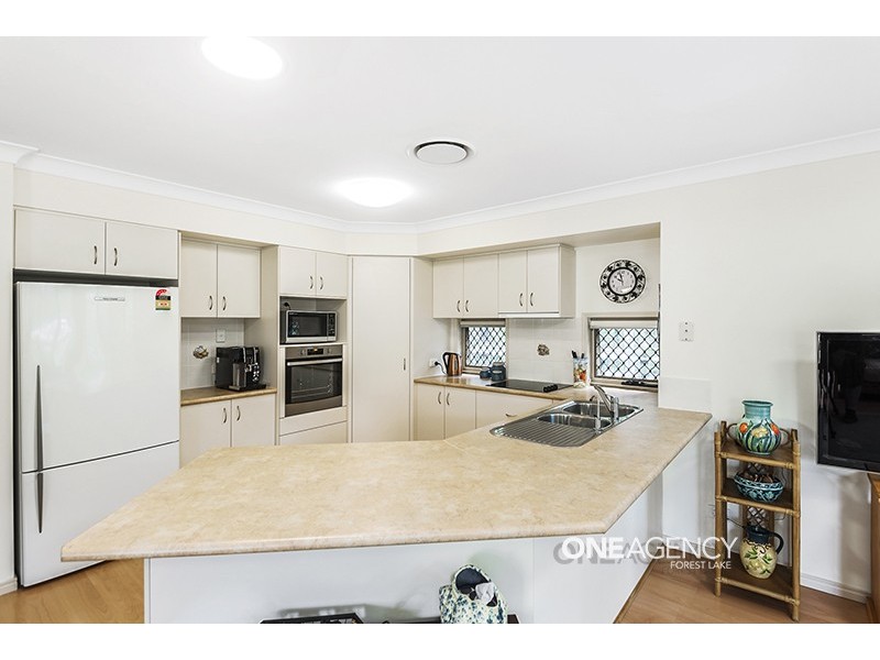 9 Prospero Cct, Springfield Lakes QLD 4300