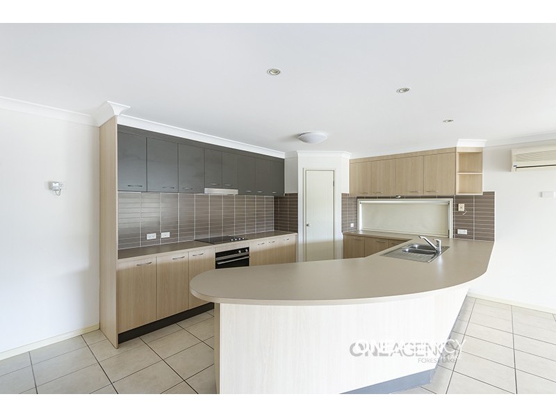 9 Elmwood Circuit, Springfield Lakes QLD 4300