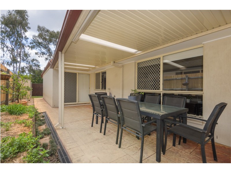 85 Oxford Pde, Forest Lake QLD 4078