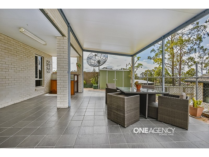 27 Thanbarran Pl, Inala QLD 4077