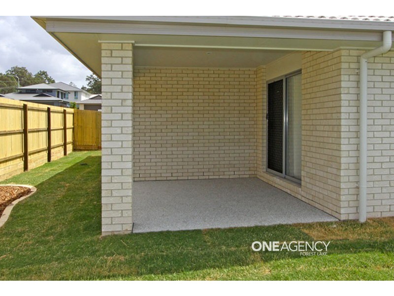 3 Fred Pham Crescent, Doolandella QLD 4077