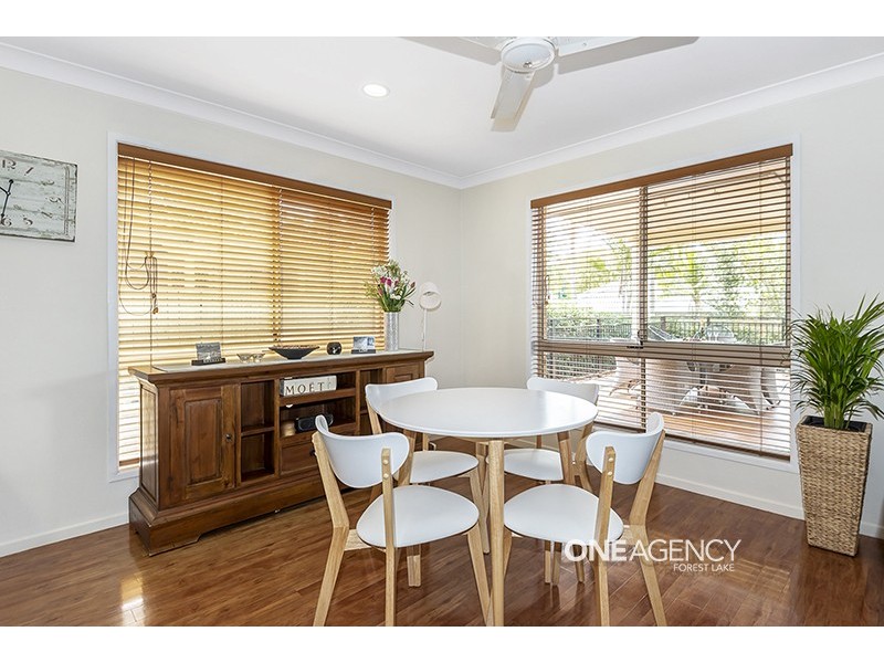 3 McKenzie Pl, Forest Lake QLD 4078