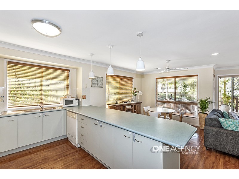 3 McKenzie Pl, Forest Lake QLD 4078