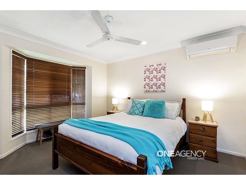 3 McKenzie Pl, Forest Lake QLD 4078