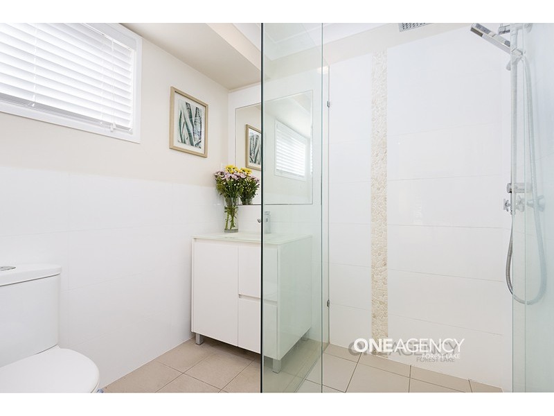 3 McKenzie Pl, Forest Lake QLD 4078