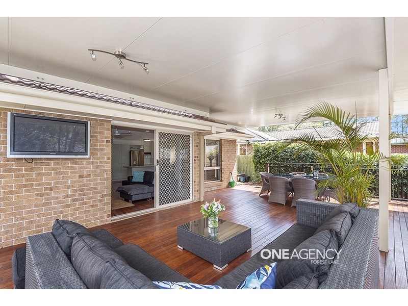 3 McKenzie Pl, Forest Lake QLD 4078