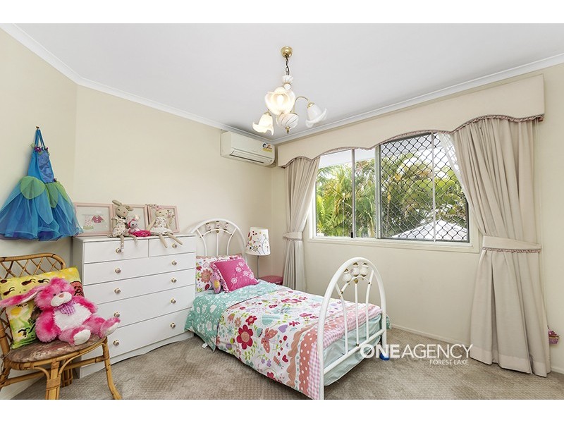 2 Greenstead Way, Forest Lake QLD 4078