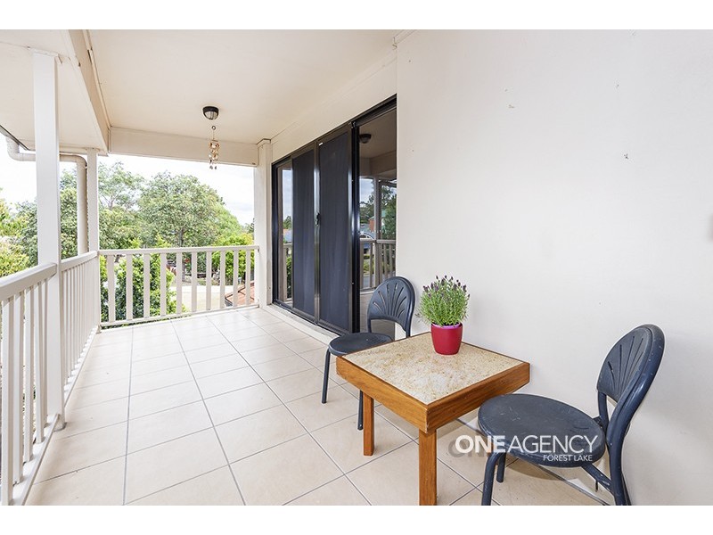 34 Mapleton Cr, Forest Lake QLD 4078