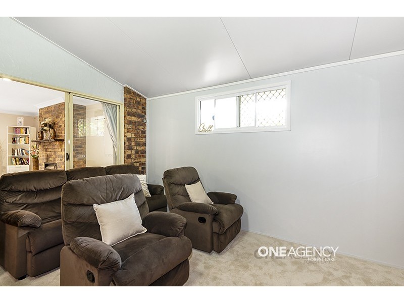 5 Bribie Place, Forest Lake QLD 4078