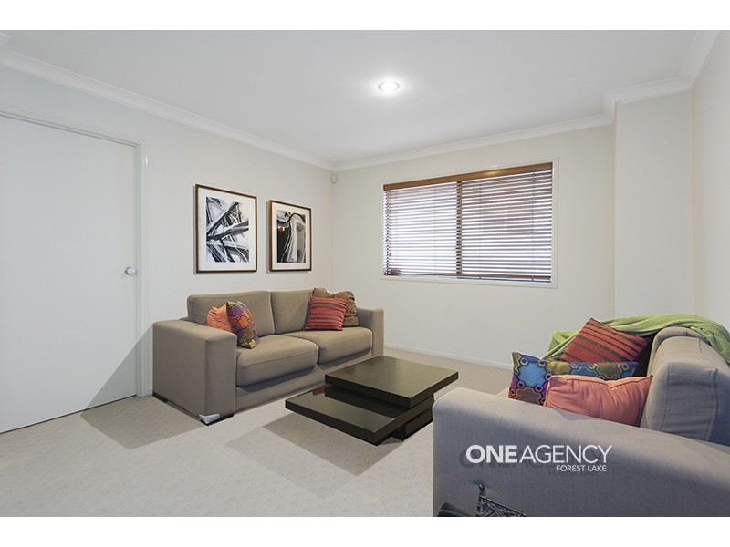 21 Carisbrook Cct, Forest Lake QLD 4078