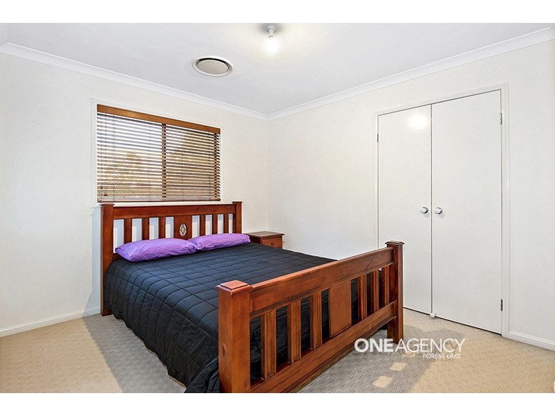 21 Carisbrook Cct, Forest Lake QLD 4078