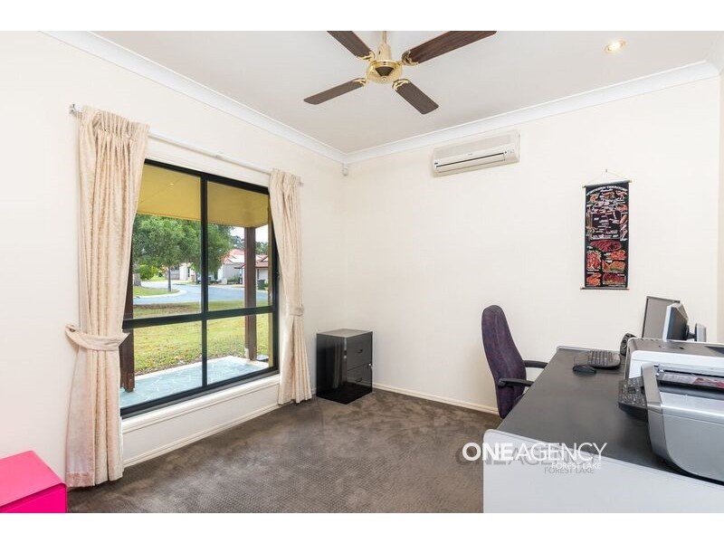 34 Central St, Forest Lake QLD 4078