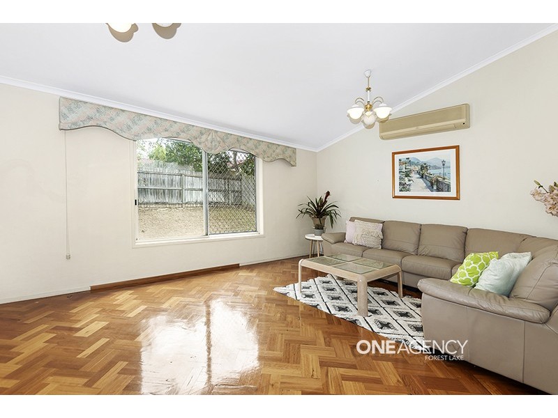 2 Greenstead Way, Forest Lake QLD 4078