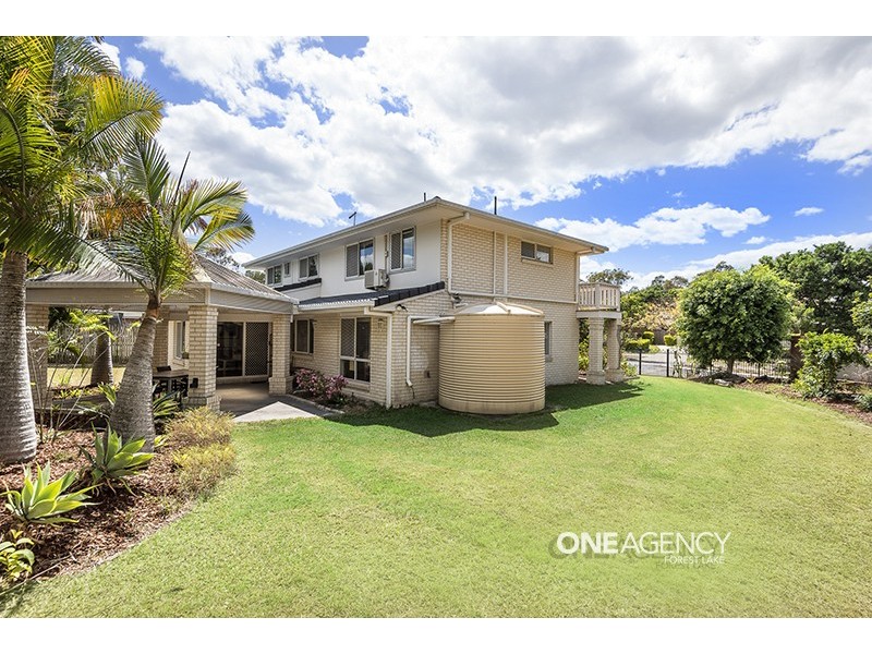 2 Greenstead Way, Forest Lake QLD 4078