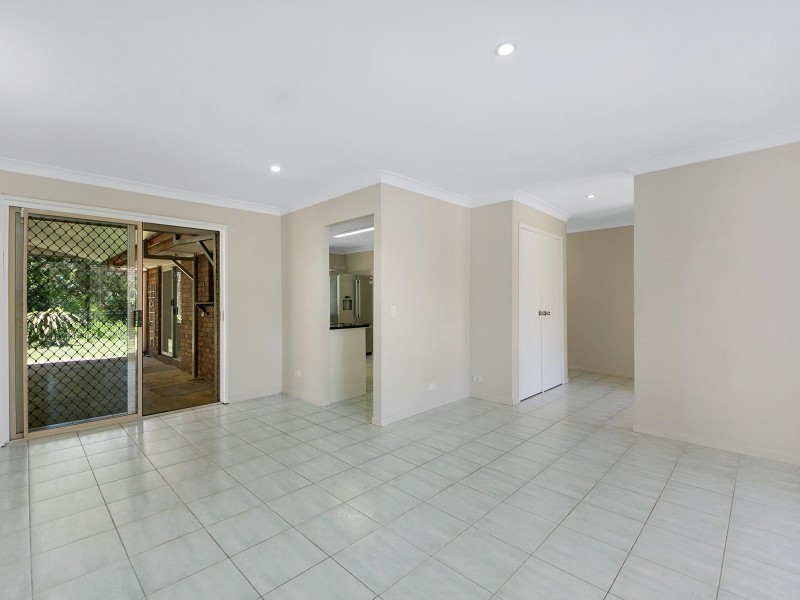 10 Wilpowell Street, Oxley QLD 4075