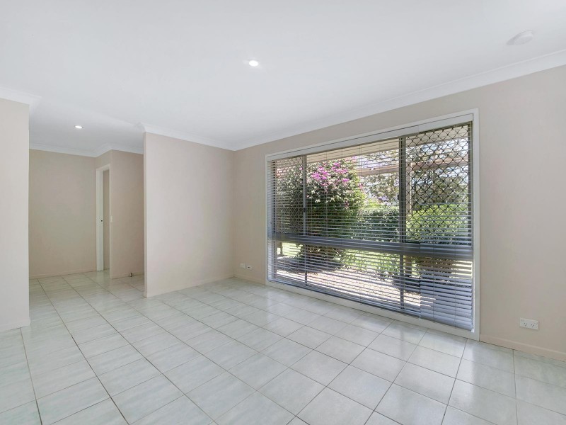 10 Wilpowell Street, Oxley QLD 4075