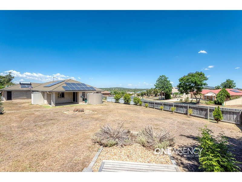 1 Overton Place, Fernvale QLD 4306