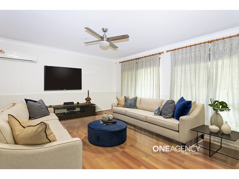 70 Laricina Circuit, Forest Lake QLD 4078