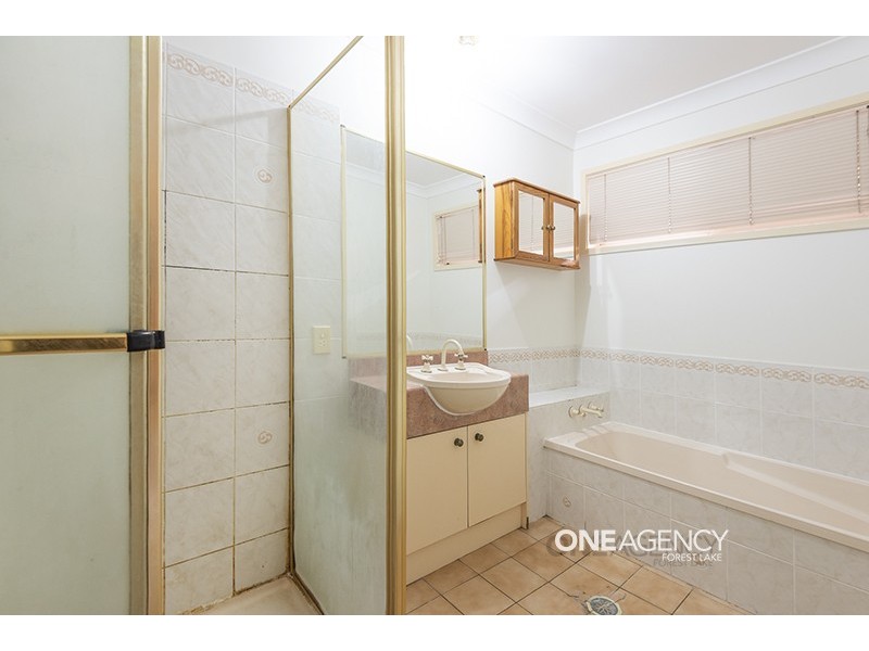 70 Laricina Circuit, Forest Lake QLD 4078